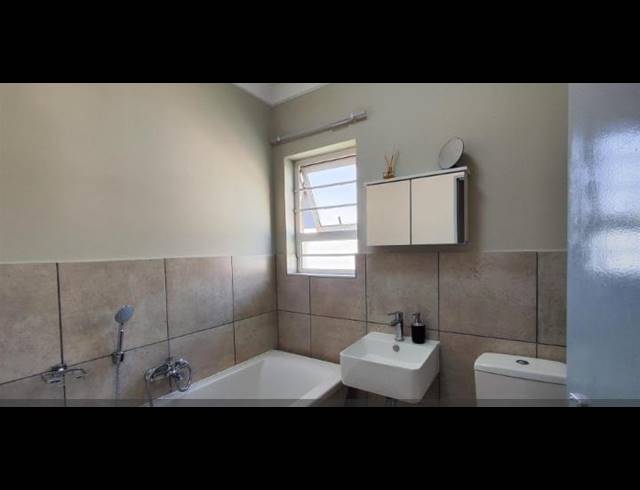 2 BEDROOM HOUSE FOR SALE IN PARKDENE